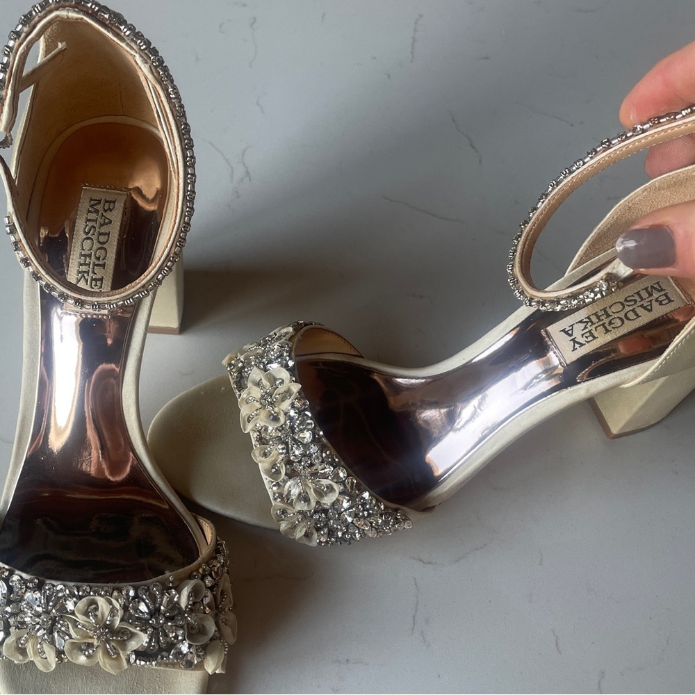 Badgley Mischka Finesse Ankle Strap Satin Crystal Rhinestone Bridal Formal Heel - Picture 4 of 14